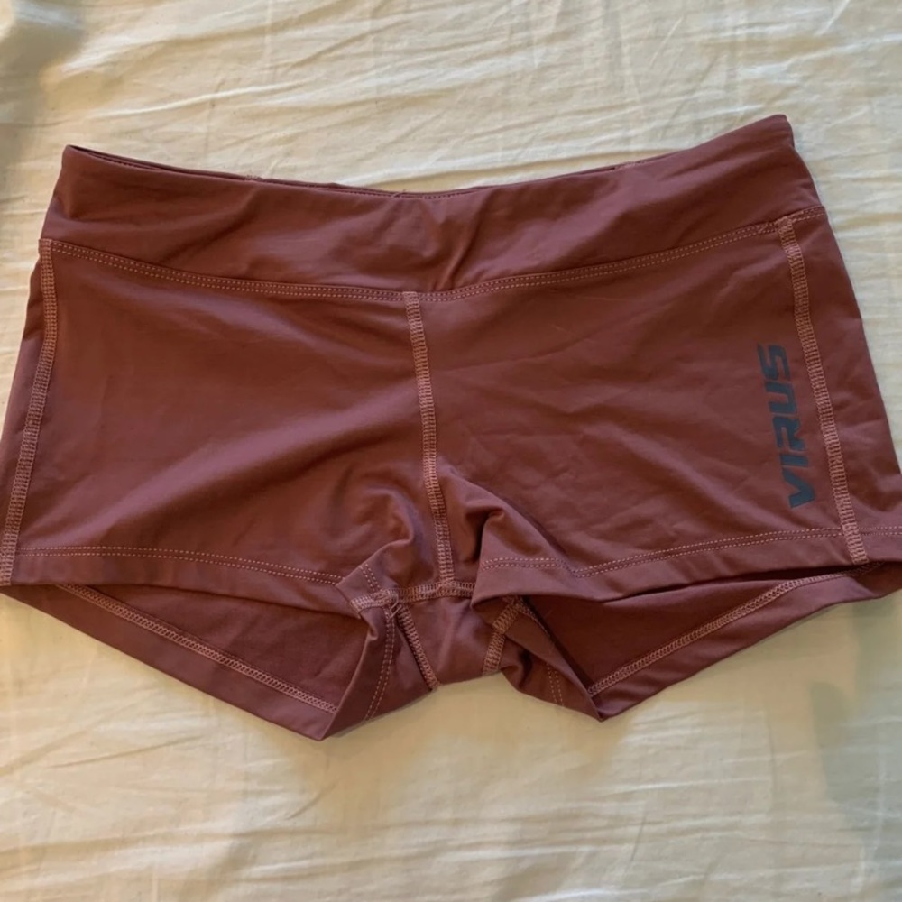 Virus shorts